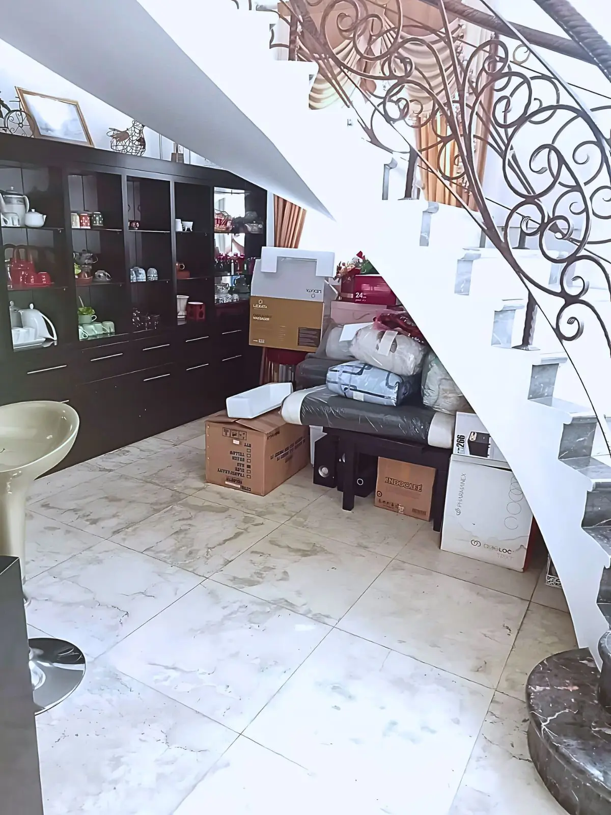Rumah di Jalan Hartono Raya Modernland