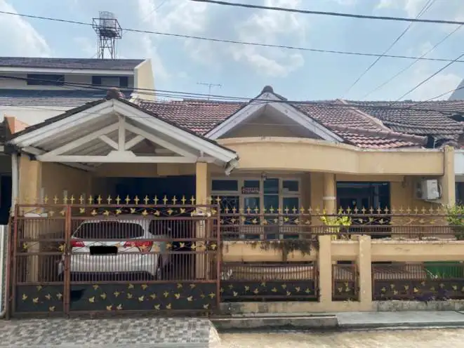 Rumah Taman Galaxi Indah siap huni dekat taman lingkungan