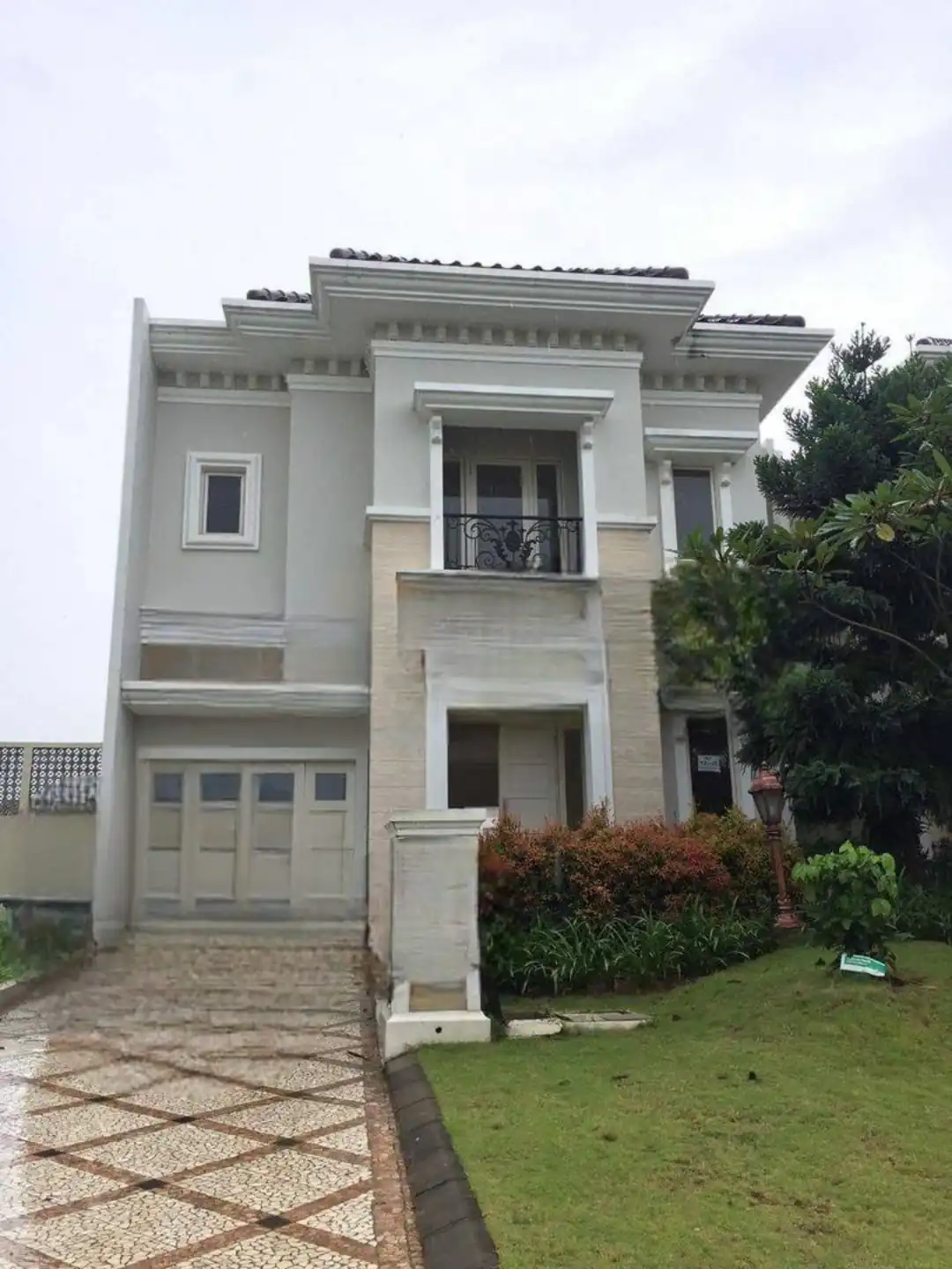 DIJUAL CEPAT RUMAH SIAP HUNI CLUSTER ARISTOTELES GADING SERPONG