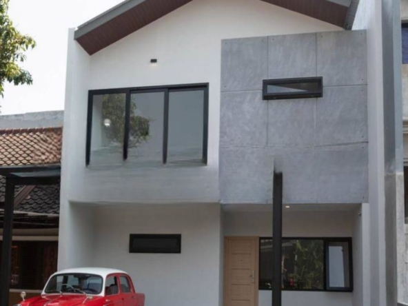 DIJUAL RUMAH 2 LANTAI ALAM SUTERA FLAMBOYAN