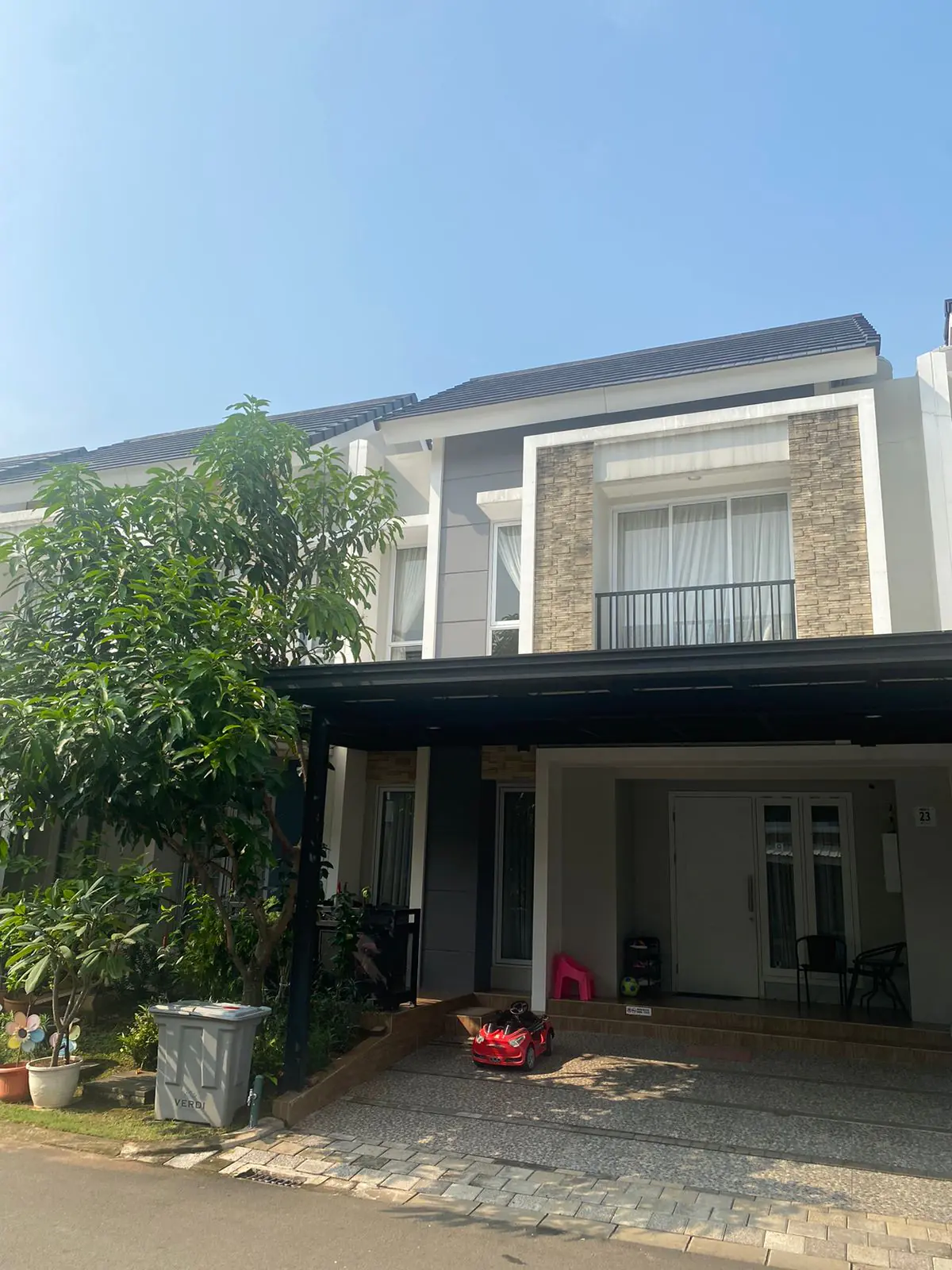 Di Jual Rumah Verdi Summarecon Serpong