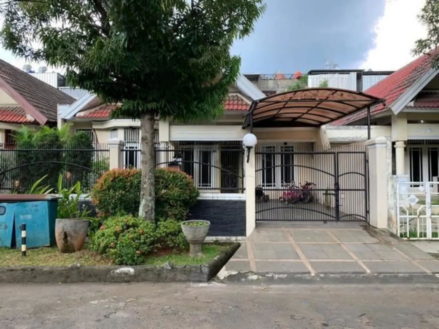 DIJUAL CEPAT RUMAH SEKTOR 1A
