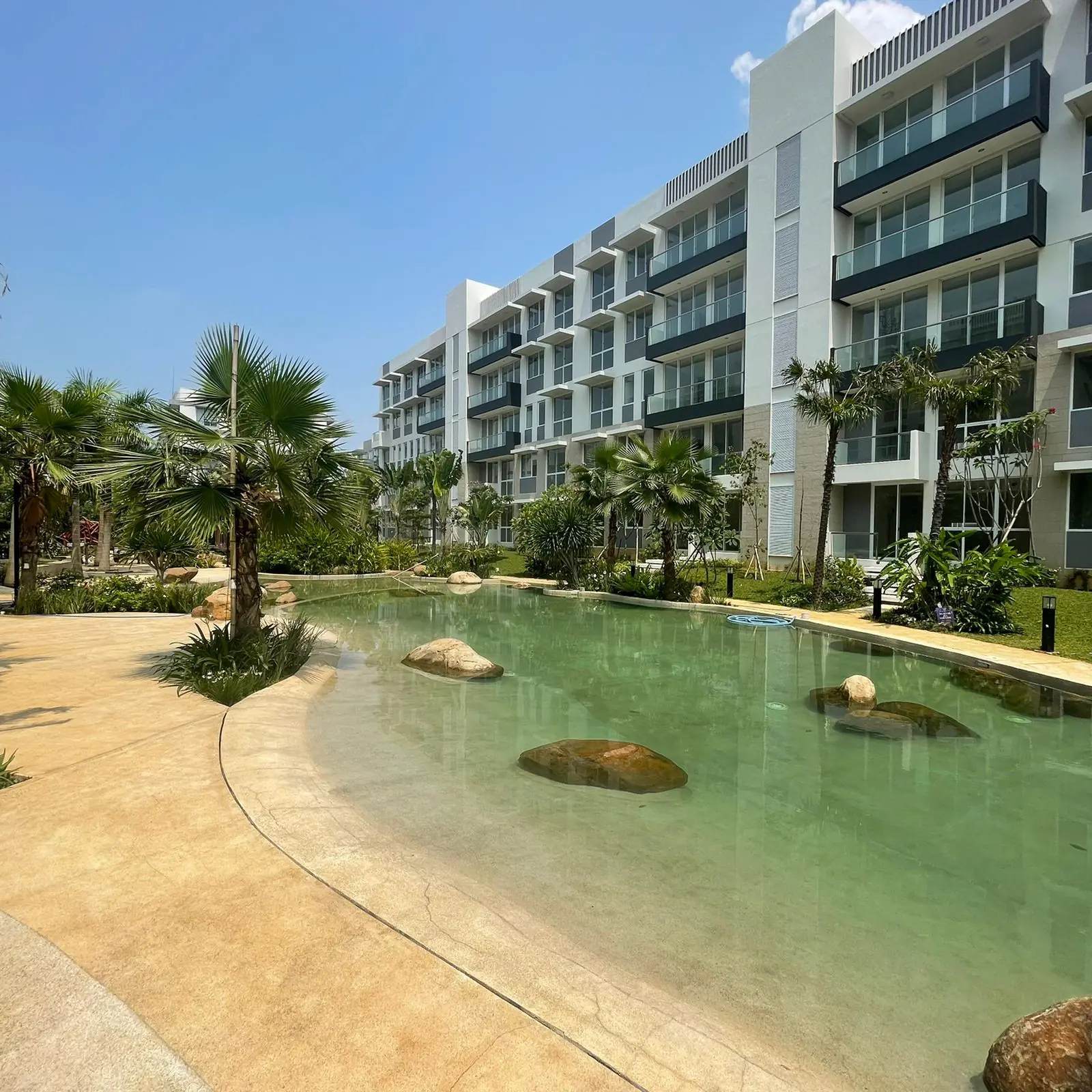 DIJUAL APARTEMEN RAINBOW SPRINGS CONDOVILLAS SATULISTING.com