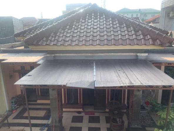 Rumah huk 3 muka di Bintara Jaya nempel Jakarta Timur SATULISTING.com