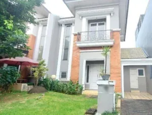 FOR SALE RUMAH 2 LANTAI CRYSTAL GADING SERPONG SATULISTING.com