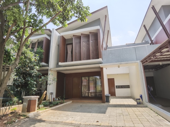 DIJUAL RUMAH CLUSTER DE NAARA DI KAWASAN DE PARK BSD SATULISTING.com