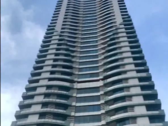 Apartemen studio di Grand Kamala Lagoon fully furnished jual cepat