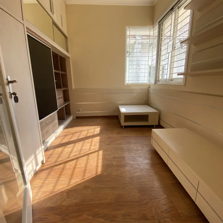 Cluster British Gading Serpong Kamar