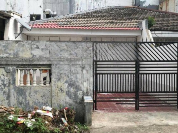 DIJUAL RUMAH TUA di MUARA KARANG SATULISTING.com
