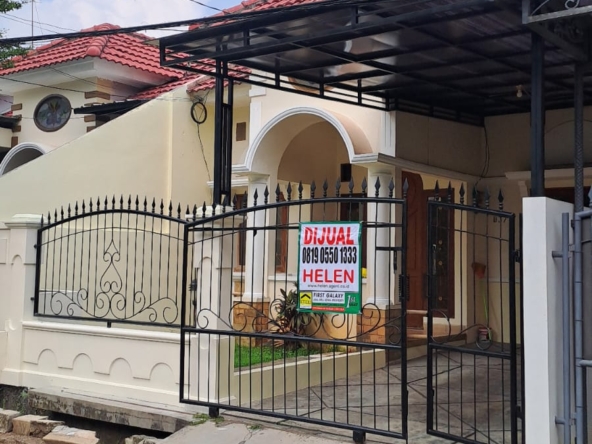 Rumah di Villa Galaxy