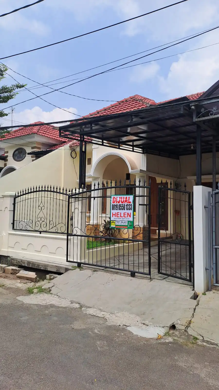 Rumah di Villa Galaxy