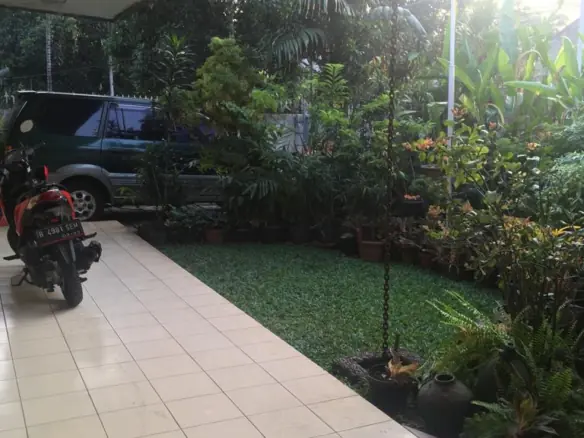 Disewa cepat rumah di Jakarta Selatan Kramat Pela