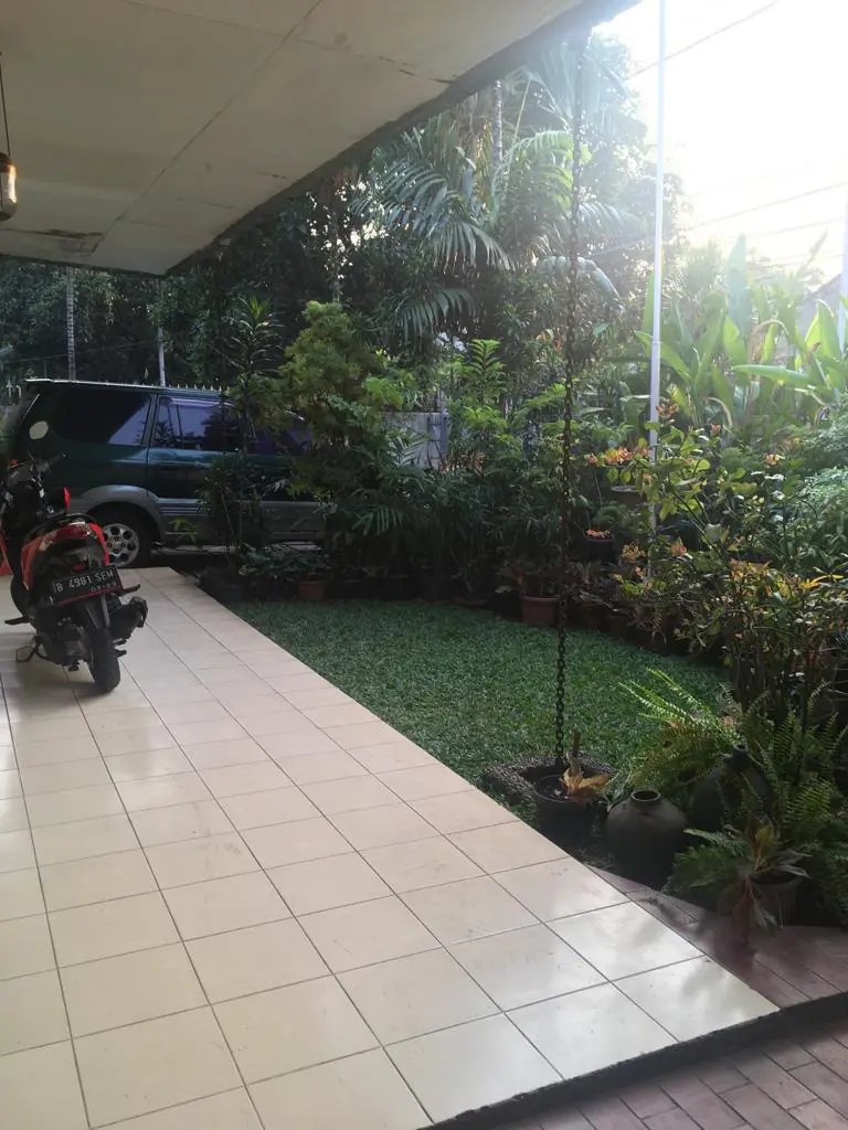 Disewa cepat rumah di Jakarta Selatan Kramat Pela