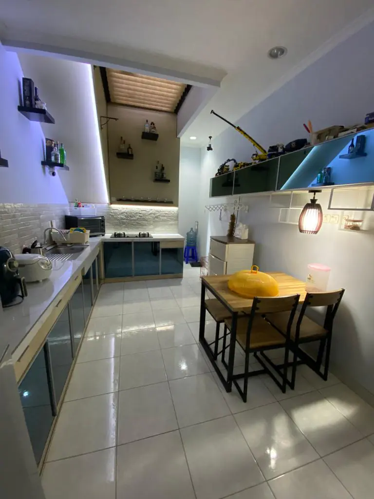 Dapur RUMAH CLUSTER FILYCIUM LIPPO KARAWACI