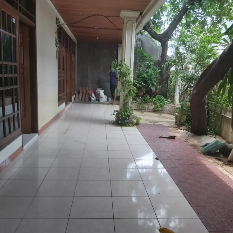 RUMAH JALAN KOSAMBI 7 TOMANG RAYA JAKARTA BARAT