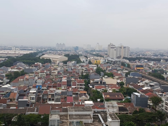 CITY VIEW APARTEMEN KENGSINGTON KELAPA GADING JAKARTA