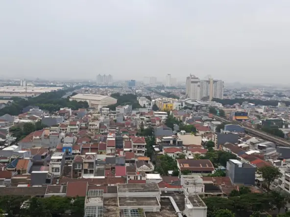 CITY VIEW APARTEMEN KENGSINGTON KELAPA GADING JAKARTA