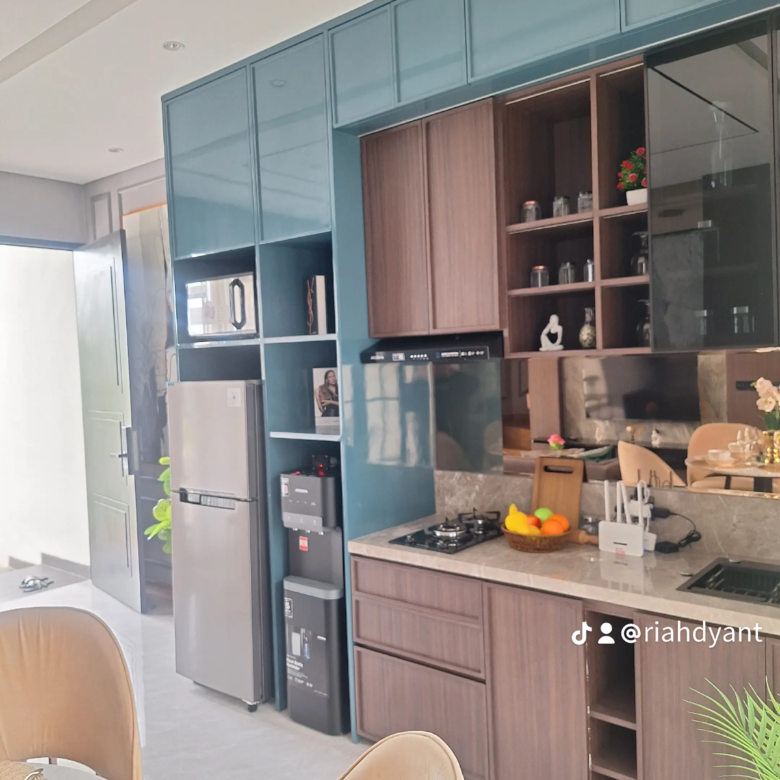 Rumah contoh DI METLAND TRANSYOGI CIBUBUR