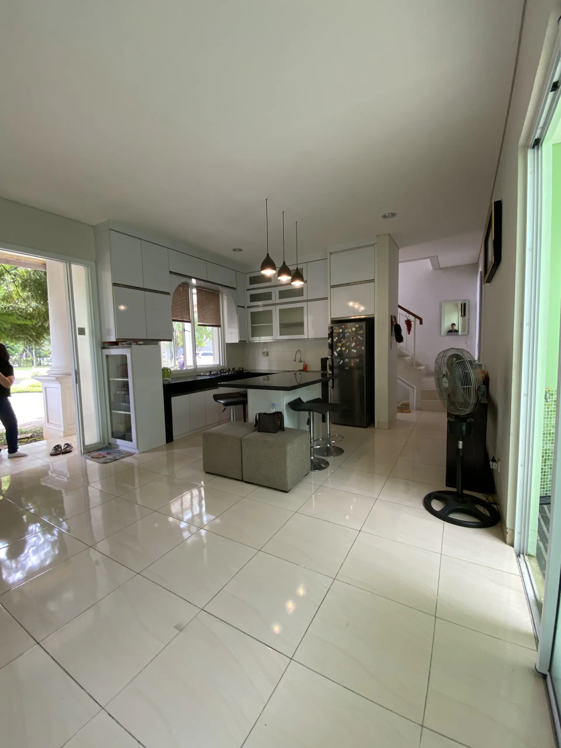Ruang utama dalam rumah cluster Anila House Vanya Park BSD