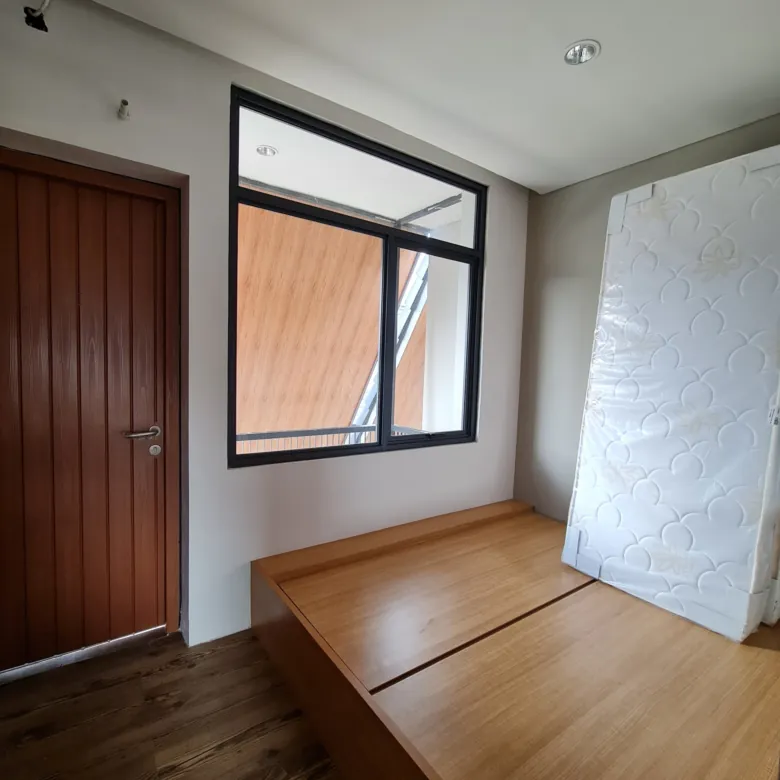 kamar tidur utama fleekhauz bsd