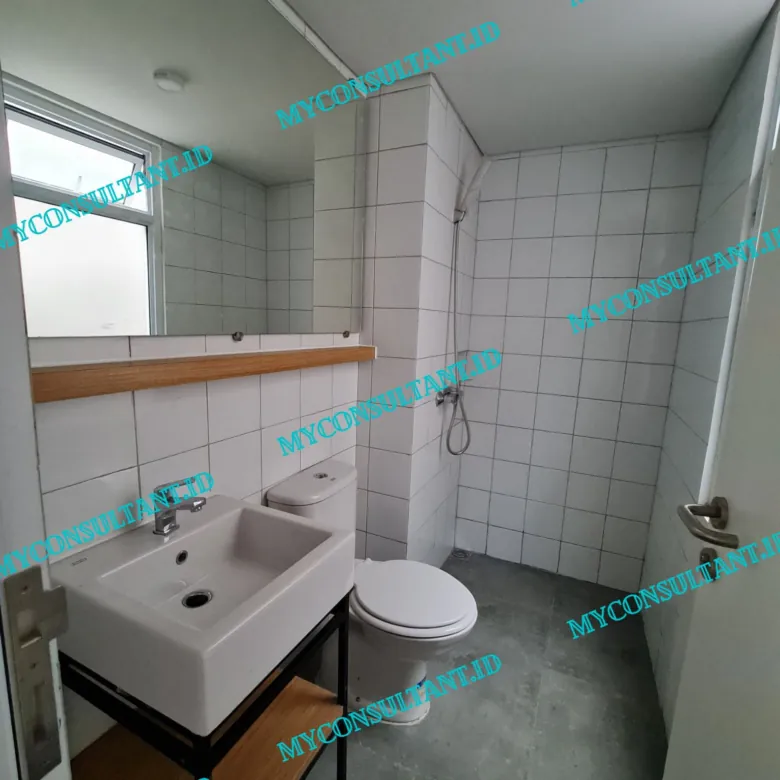 kamar mandi rumah fleekhauz bsd