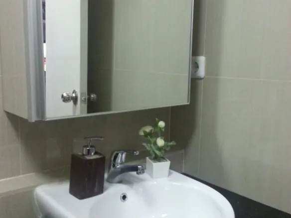 toilet-apartemen-season-city