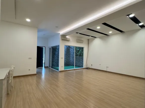Rumah Furnished Konsep Open Space di Cluster Tiara PHG Gading Serpong