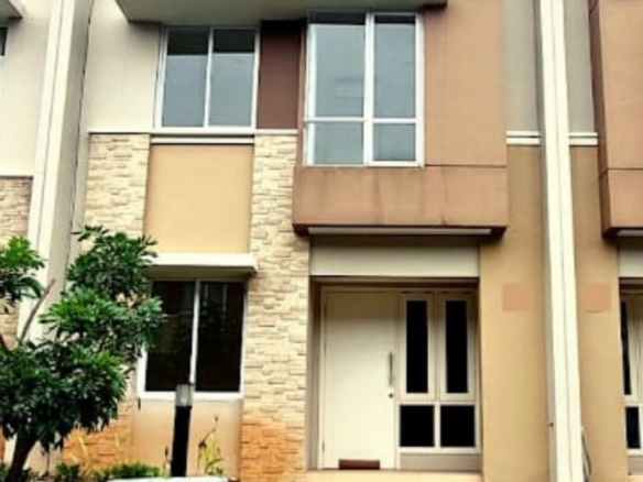 RUMAH DIJUAL TESLA GADING SERPONG SATULISTING.com