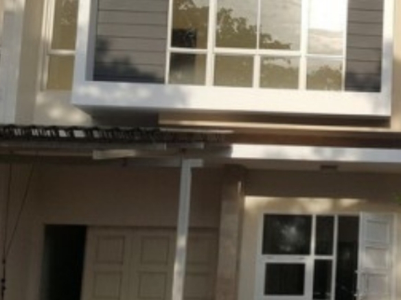 RUMAH DIJUAL 2LANTAI STARLING SPRING GADING SERPONG SATULISTING.com