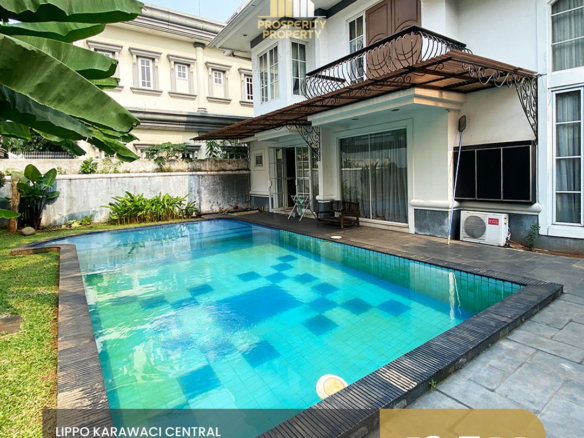 Rumah Dijual Taman Beverly Golf Lippo