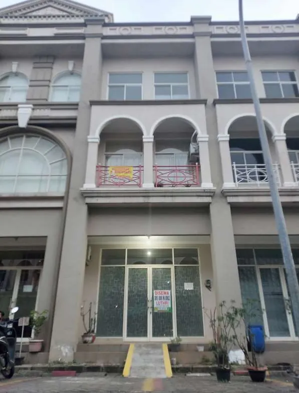 Ruko Dijual Dekat Freshmarket Grand Galaxy City