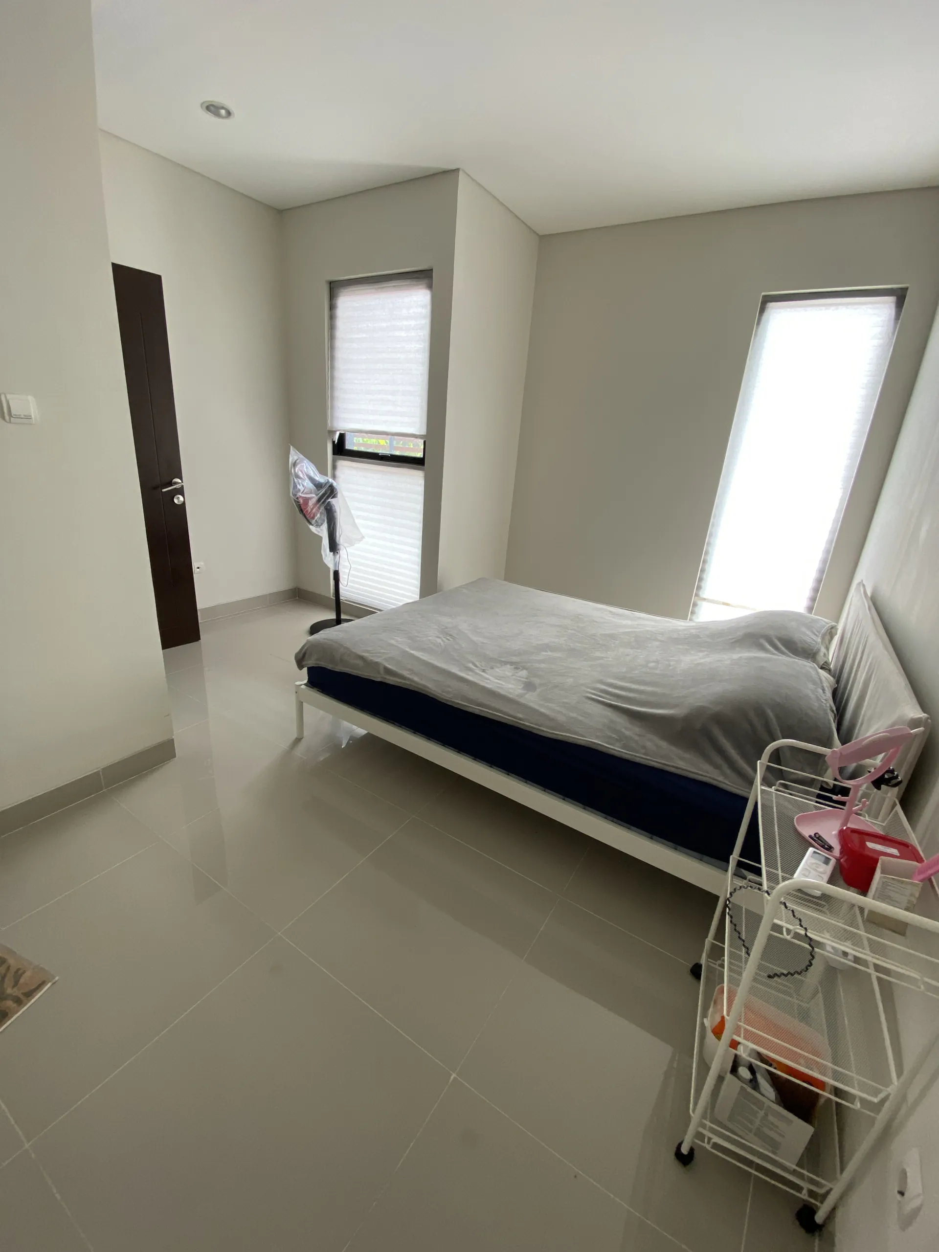 Rumah Strategis di Cluster The Northbend di Karang Tengah Tangerang