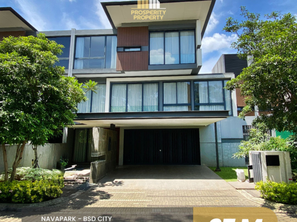 Rumah Di Jual di Cluster Lyndon Navapark