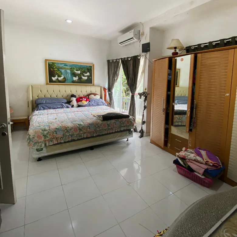 Rumah Sudah Renovasi Full Bangunan di Cluster Topaz PHG Gading Serpong