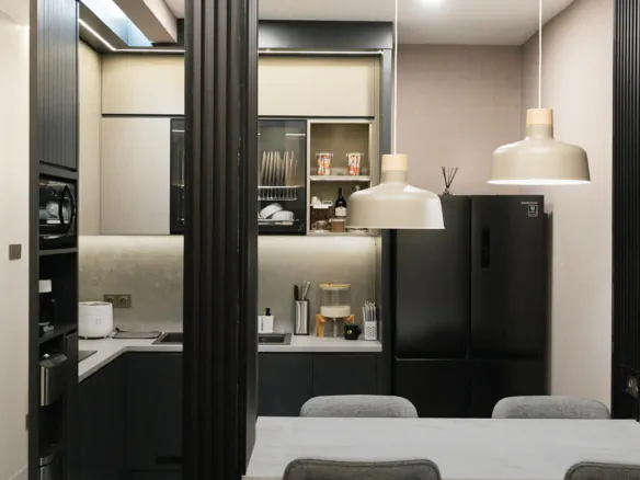 Rumah Sudah Renovasi Full Interior dan Furnished di Cluster Samara
