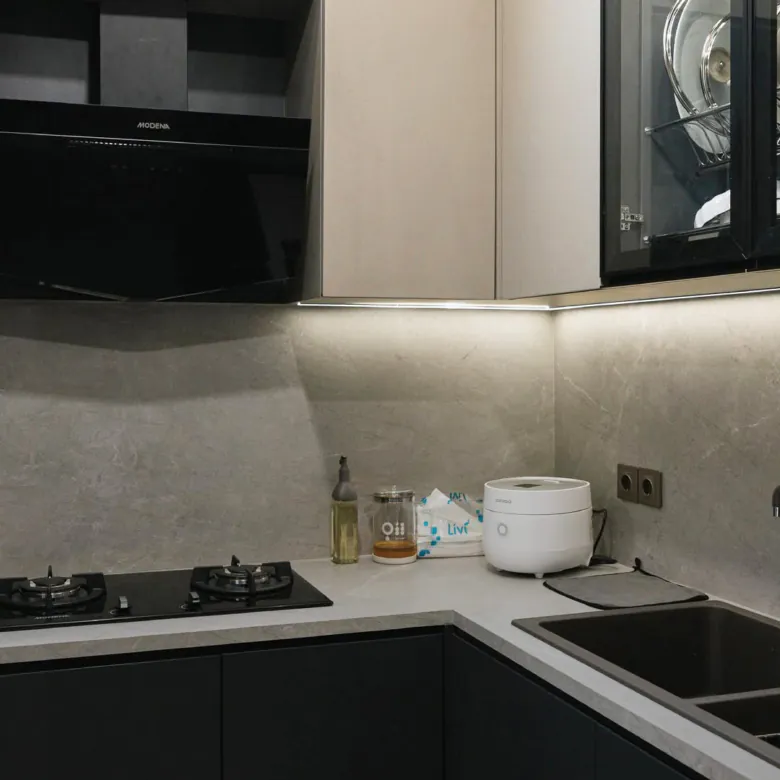 Rumah Sudah Renovasi Full Interior dan Furnished di Cluster Samara