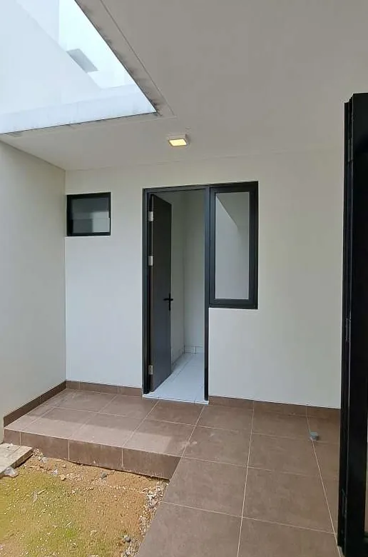 Rumah baru 3 kamar tidur di cluster Mulberry nya Summarecon Bekasi