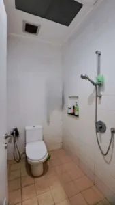 Rumah 2 kamar tidur cantik di Victoria Garden Grand Galaxy bisa KPR
