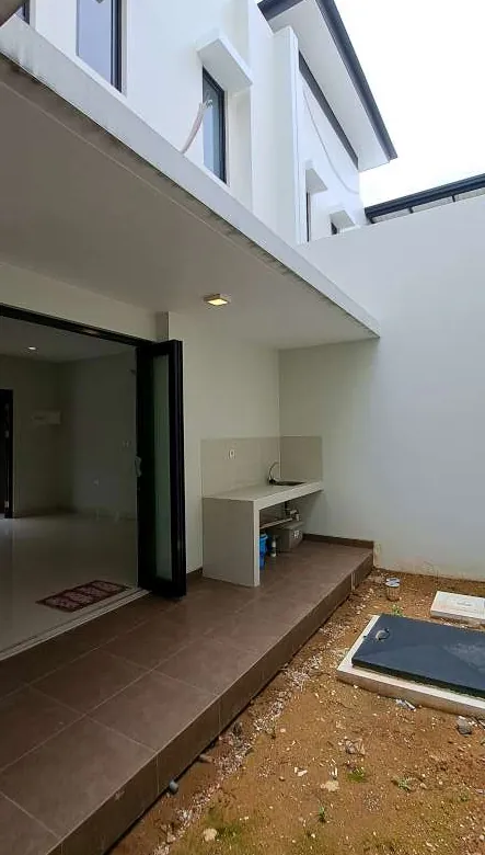 Rumah baru 3 kamar tidur di cluster Mulberry nya Summarecon Bekasi