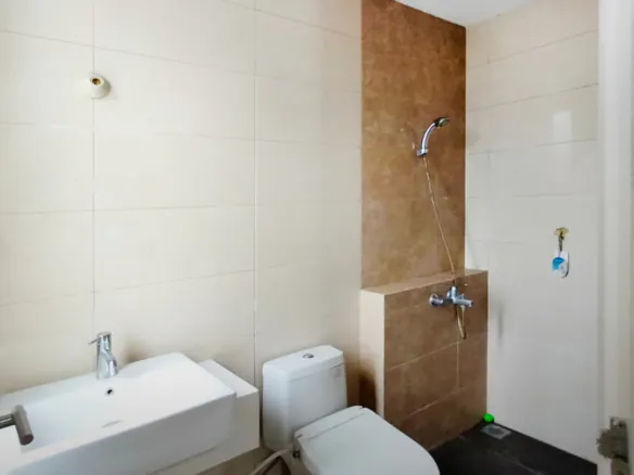 Rumah 5 kamar di Cluster Leora Alam Sutera, South Tangerang - sudut properti
