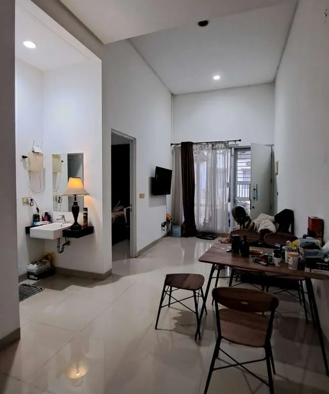 Rumah 2 kamar tidur cantik di Victoria Garden Grand Galaxy bisa KPR