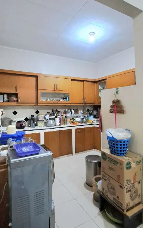 Rumah cantik 2 lantai dekat komplek ruko Grand Galaxy bisa di KPR kan