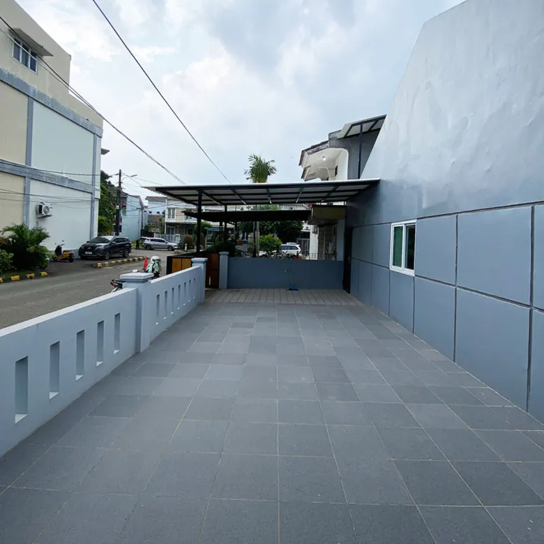 Rumah Hoek Baru Renovasi di Sektor 6 Gading Serpong