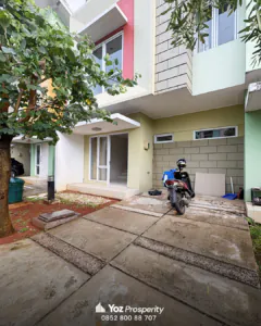 Rumah Terawat di Cluster Arcadia Village Paramount Gading Serpong