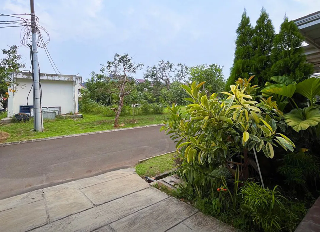 Rumah Sudah Renovasi di Cluster Napoli Sektor 7C Gading Serpong