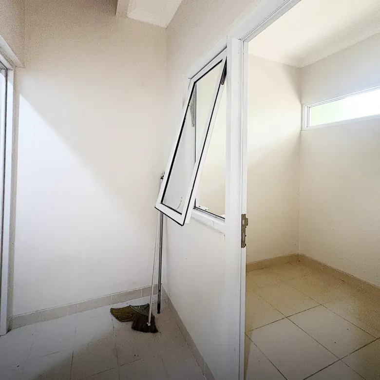 Rumah Terawat di Cluster Arcadia Village Paramount Gading Serpong