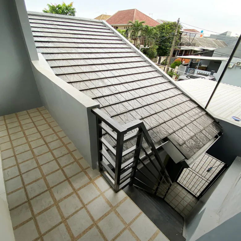 Rumah Hoek Baru Renovasi di Sektor 6 Gading Serpong