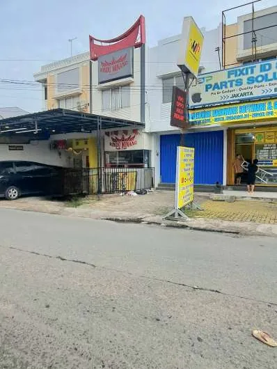 Jual cepat ruko 2 lantai di Pulo Ribunng Raya dekat Grand Galaxy City