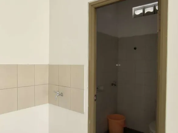 Ruko huk 2 lantai di jalur ramai 24 jam Grand Galaxy City