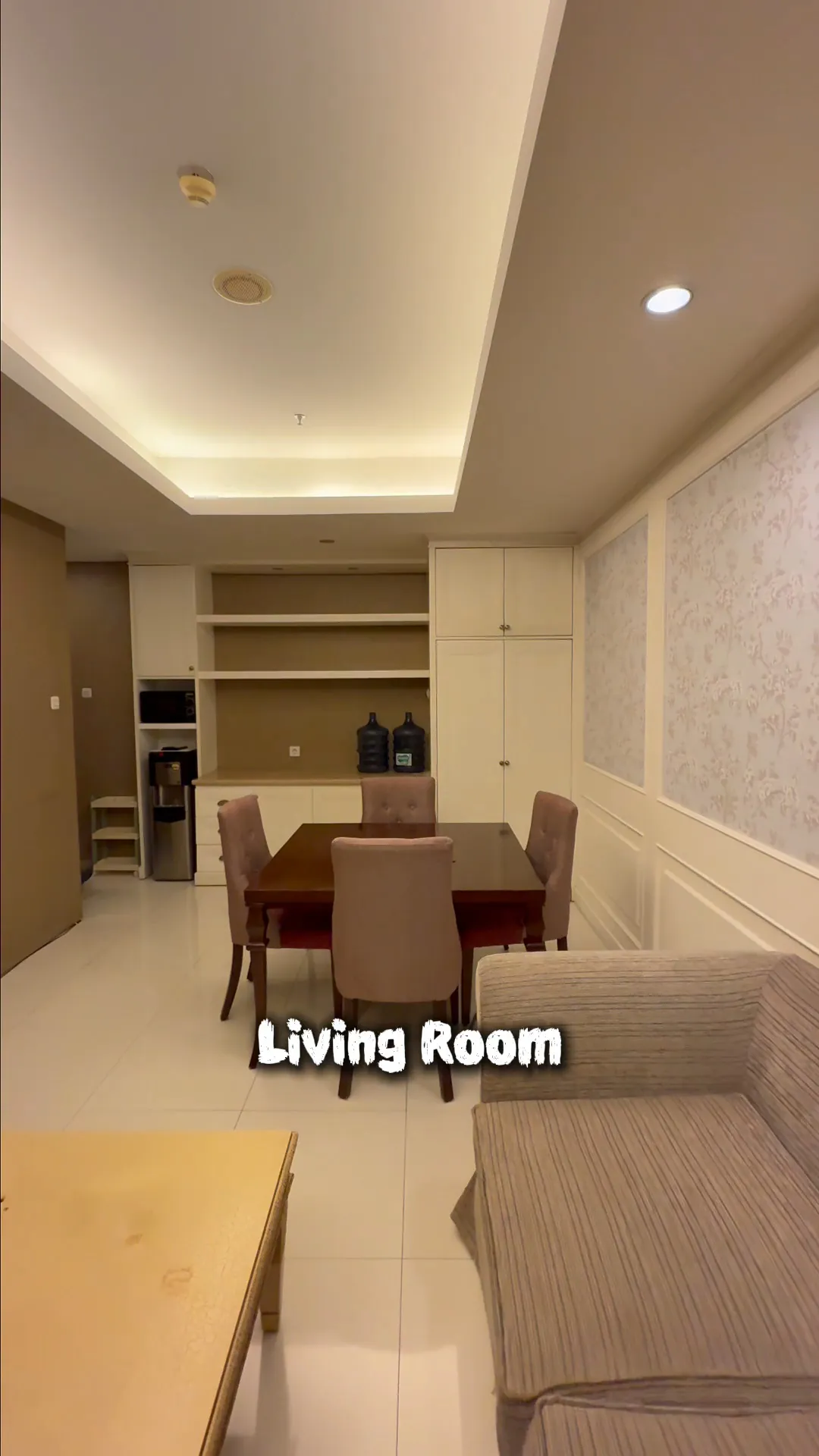 Disewakan apartemen 2+1 kamar furnished private lift 1 Park Residence